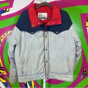 Field And Stream, Vintage Coat. Size XL. Down and Feather Filling.
